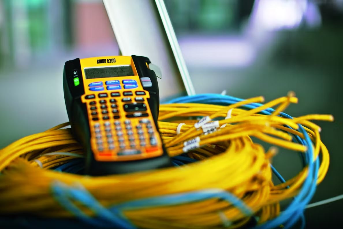 Dymo Rhino Industrial 5200 Label Maker